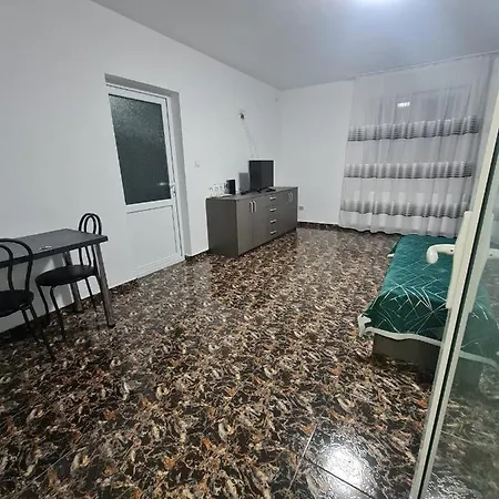Casa Complet Utilata Minim 2 Nopti