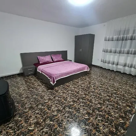 Casa Complet Utilata Minim 2 Nopti Appartamento *