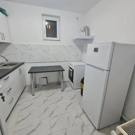 Casa Complet Utilata Minim 2 Nopti