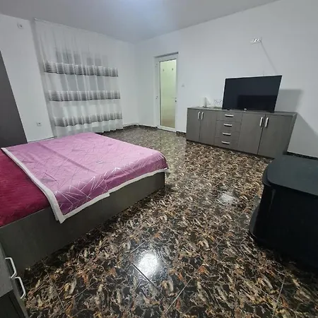 Casa Complet Utilata Minim 2 Nopti Apartament